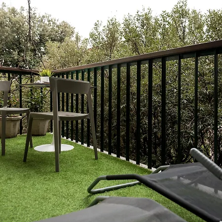 לינה וארוחת בוקר Design Bacvice Arti 4*