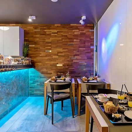 Design Bacvice Arti 4* スプリト