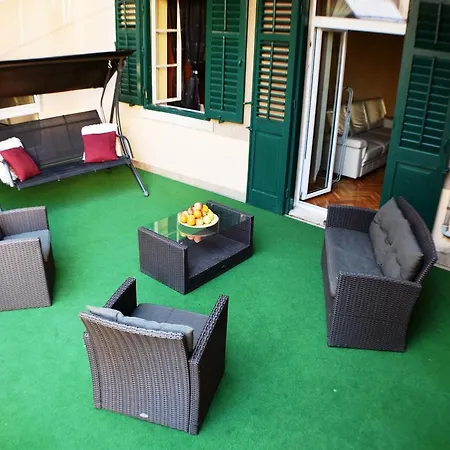 Design Bacvice Arti スプリト