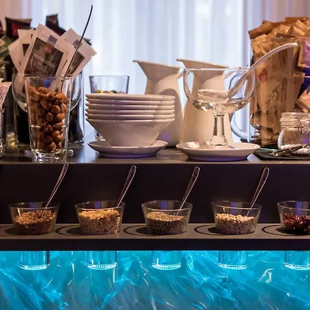 Design Bacvice Arti ベッド・アンド・ブレックファスト 4*