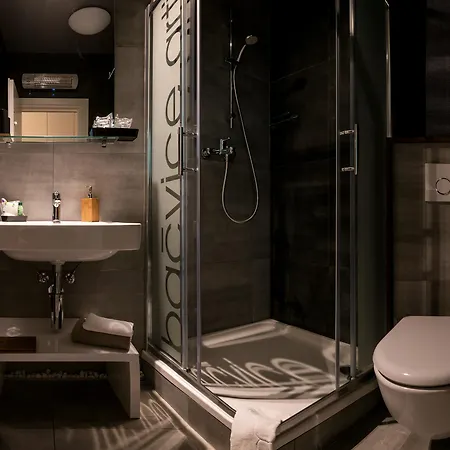 Design Bacvice Arti 4* Split