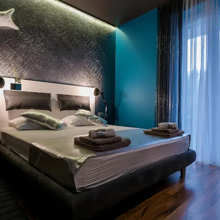 Design Bacvice Arti Alojamento de Acomodação e Pequeno-almoço Split