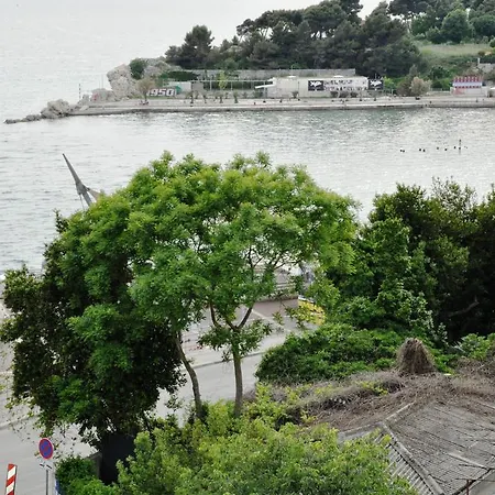 Design Bacvice Arti 4* Split