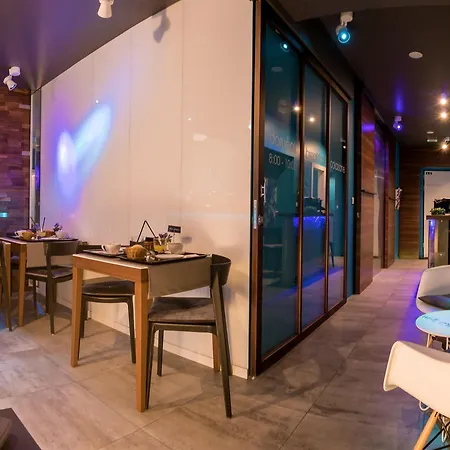 Design Bacvice Arti Couette-café 4*