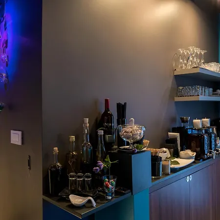 Design Bacvice Arti Couette-café Split
