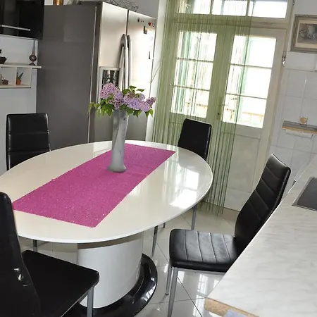 Bed & Breakfast Design Bacvice Arti 4*