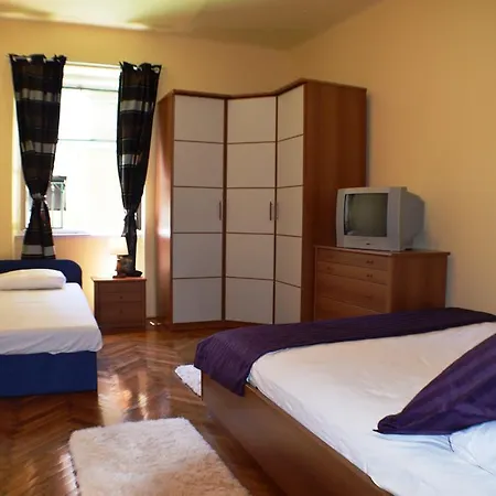 B&B Design Bacvice Arti