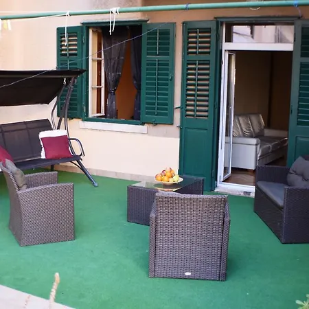 Frühstückspension Design Bacvice Arti